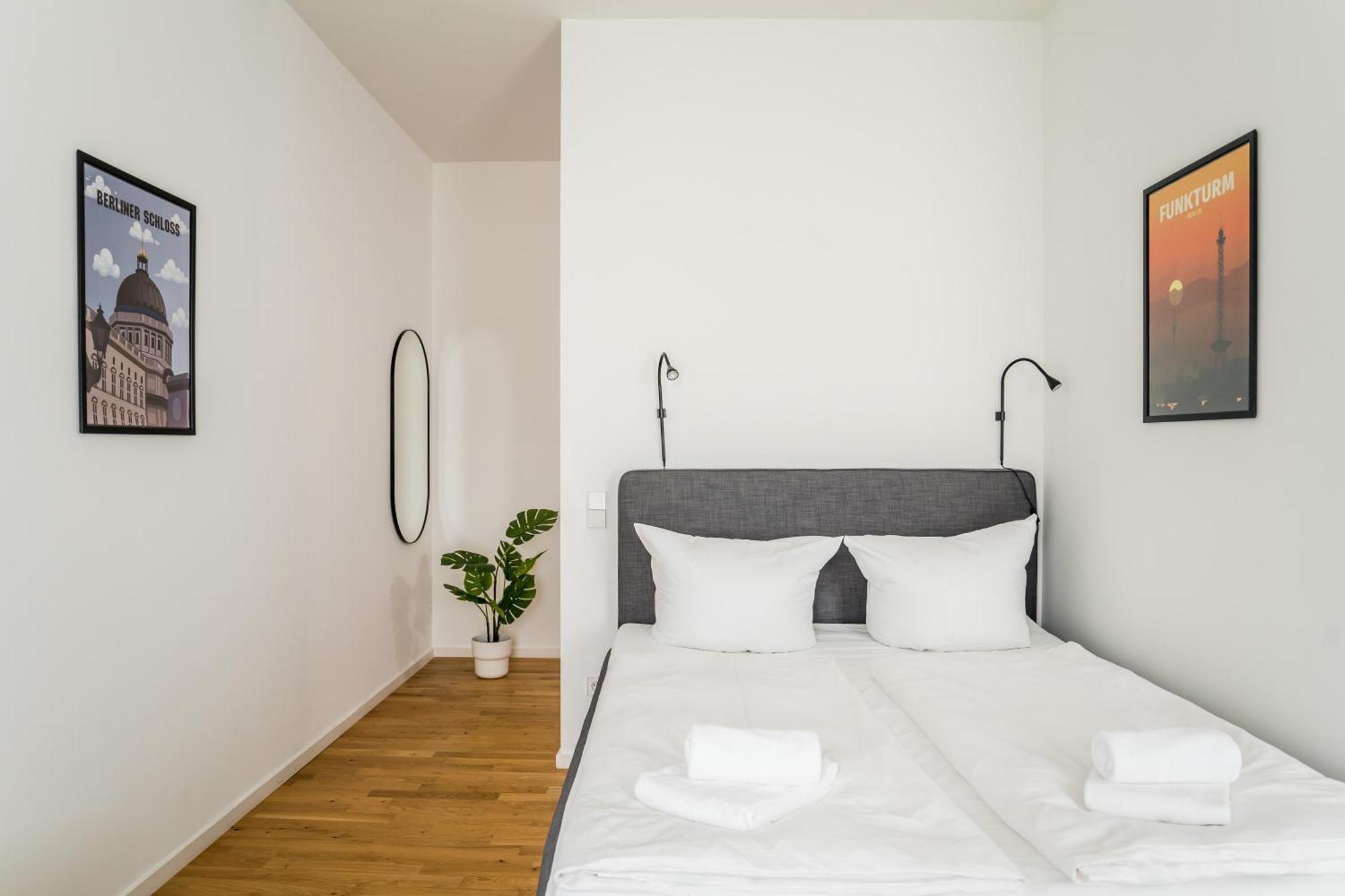 Homaris Apartments Schlueterstrasse Berlin Exterior foto
